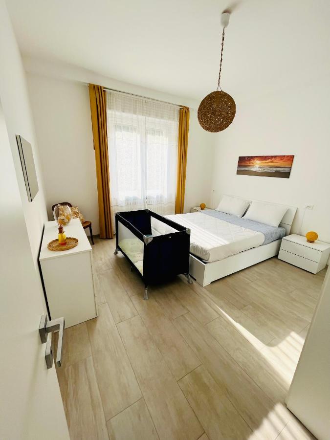 Marina Centro Harbor Apartment Rímini Exterior foto